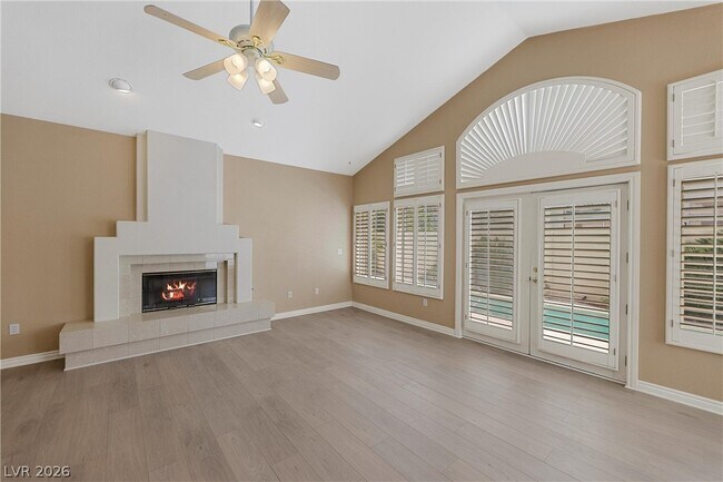 Building Photo - 8133 Horizon Lake Dr