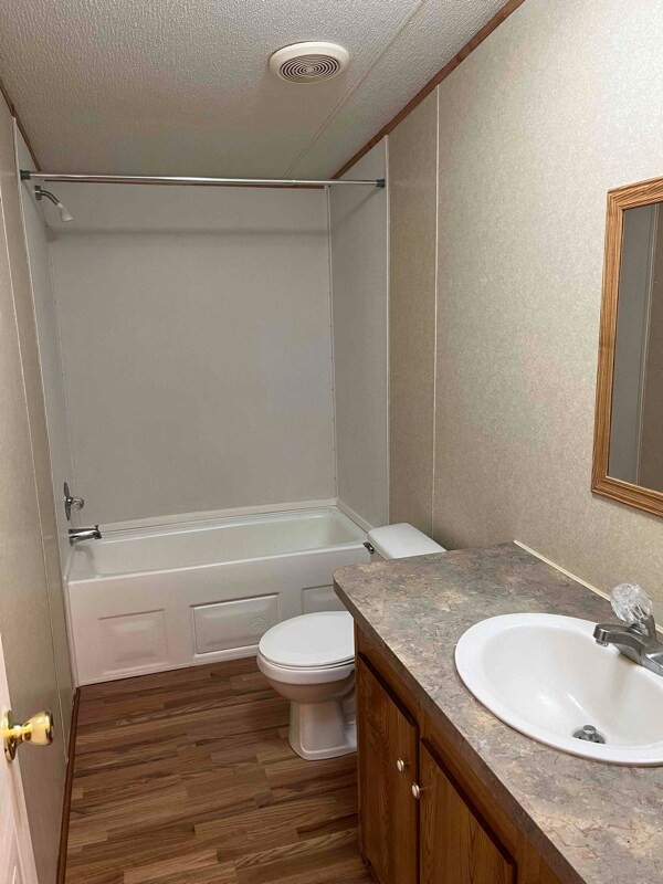 Building Photo - 177 Neches Dr