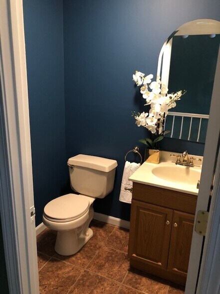 Building Photo - 190 S Quinsigamond Ave