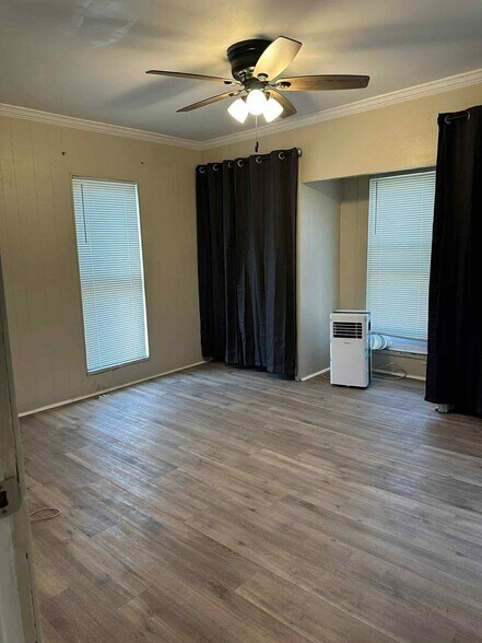 Building Photo - 634 First St