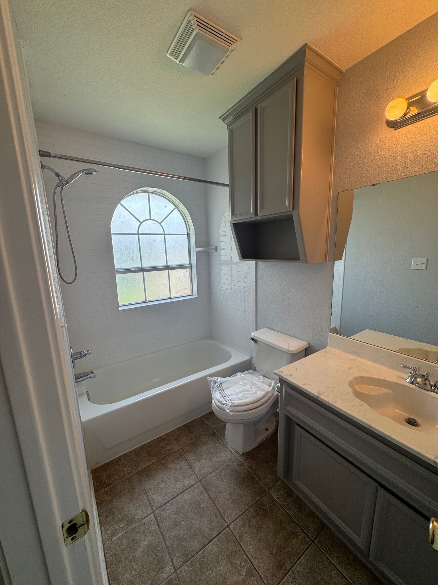 Bathroom 2 - 4301 Capri Dr