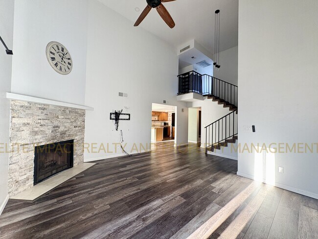 Building Photo - 1981 N Terraza de la Cienega