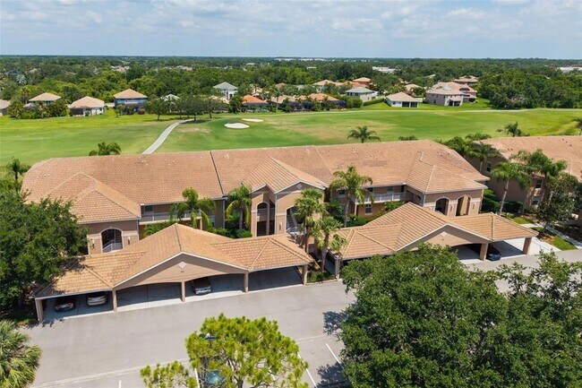 Building Photo - 905 Fairwaycove Ln