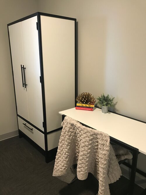 Building Photo - 126 College Ave