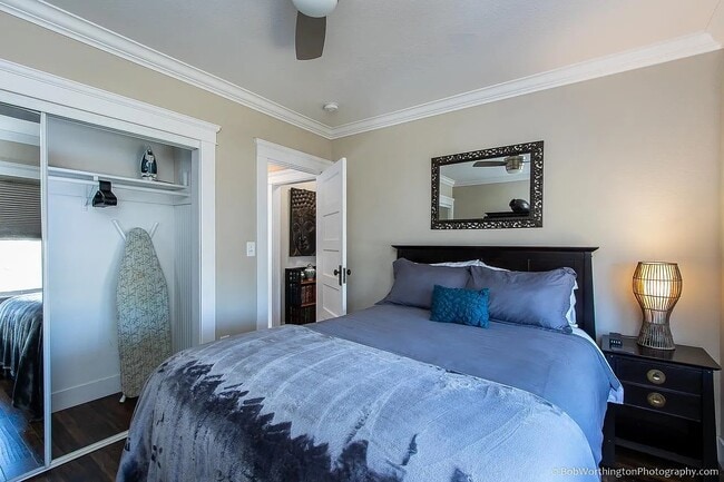 Building Photo - 4004 Arizona St