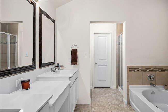 Building Photo - 5813 Casstello Dr