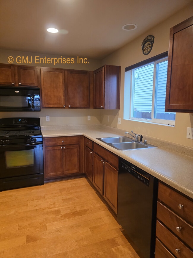 Building Photo - 9912 198th Ave Ct E