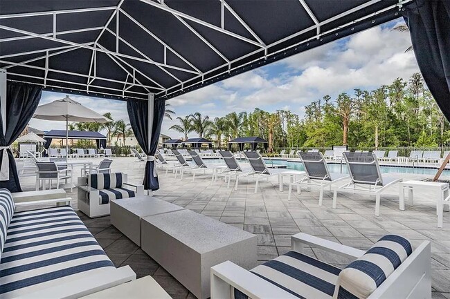 Building Photo - 32558 Tree of Life Ave