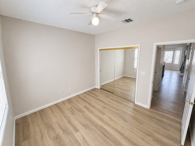 Building Photo - 2842 Freedom Hills Dr