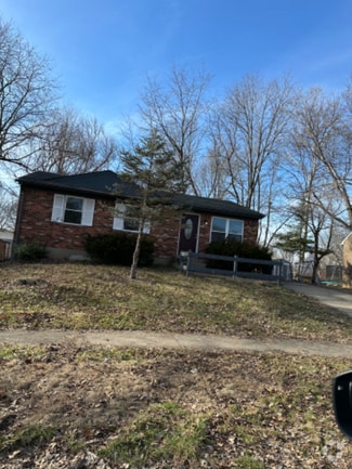 Building Photo - 5819 Medtree Pl