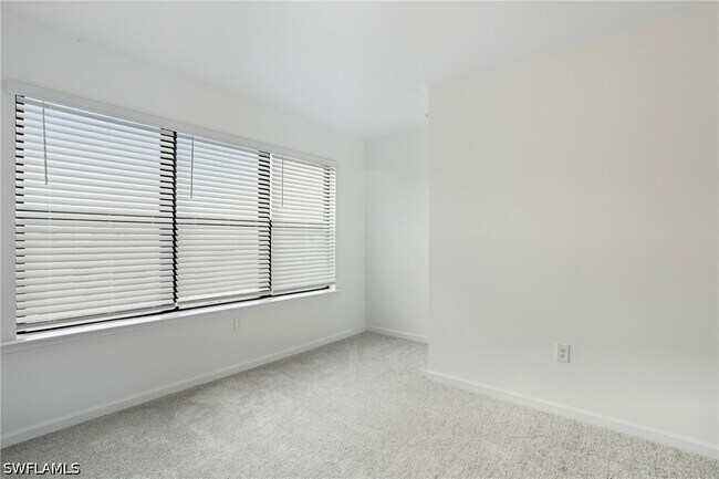 Building Photo - 27881 Radiant Ct