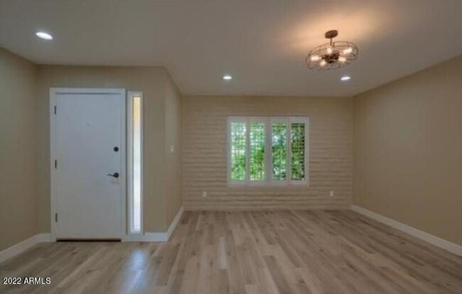 Building Photo - 6035 N 83rd St