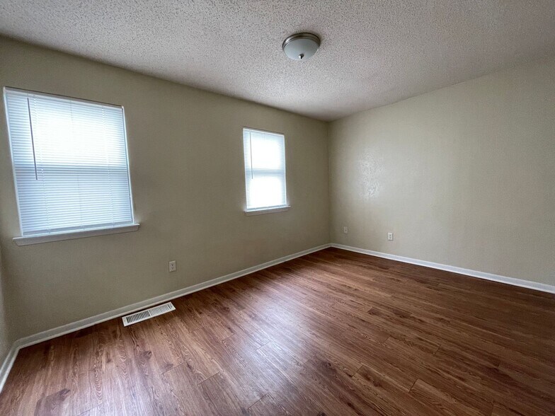 Building Photo - 3407 Victoria Cir