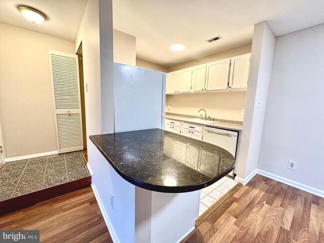 Building Photo - 18237 Swiss Cir