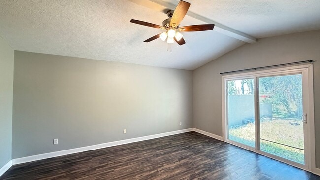 Building Photo - The Glads