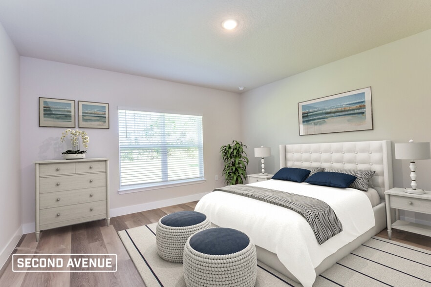 Building Photo - 10 Richardson Dr