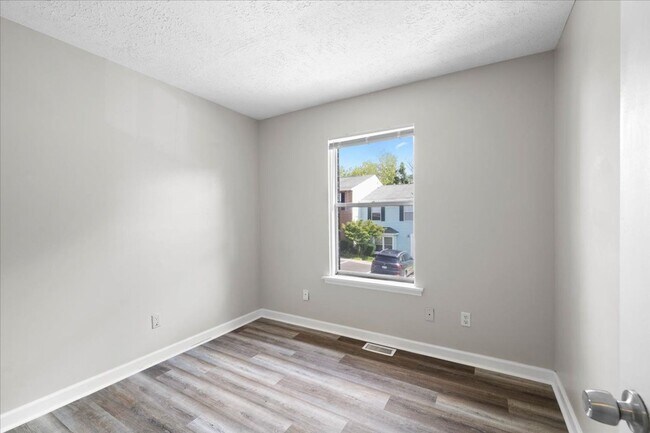 Building Photo - Spacious Home in Prime Blacksburg Location!