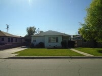 Building Photo - 2714 Cedar St