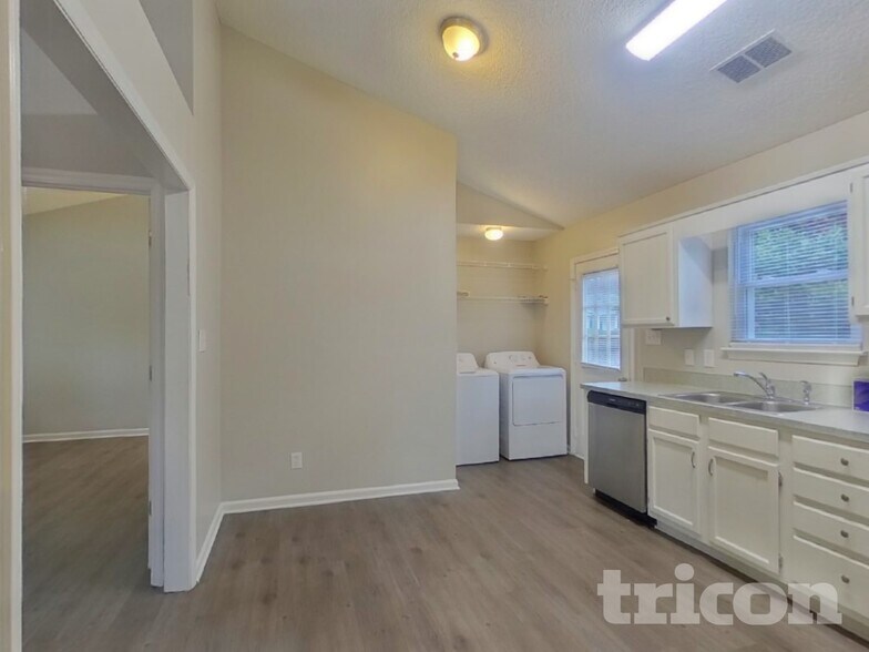 Building Photo - 1224 Settles Bridge Ct