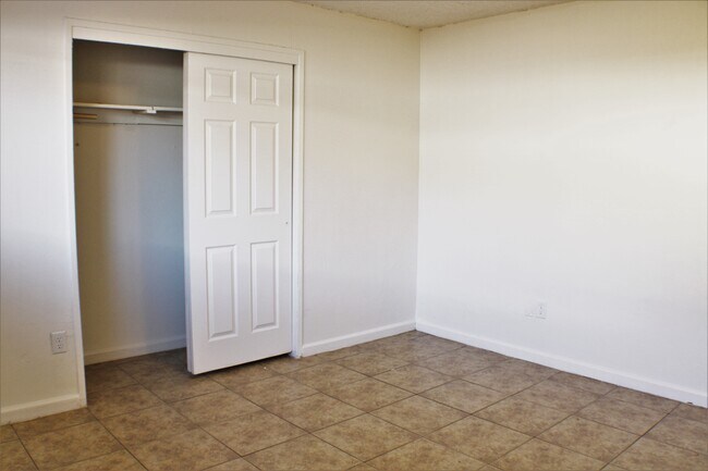 Building Photo - 309 Monterey St