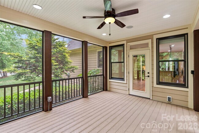 Building Photo - 8994 Azalea Rd