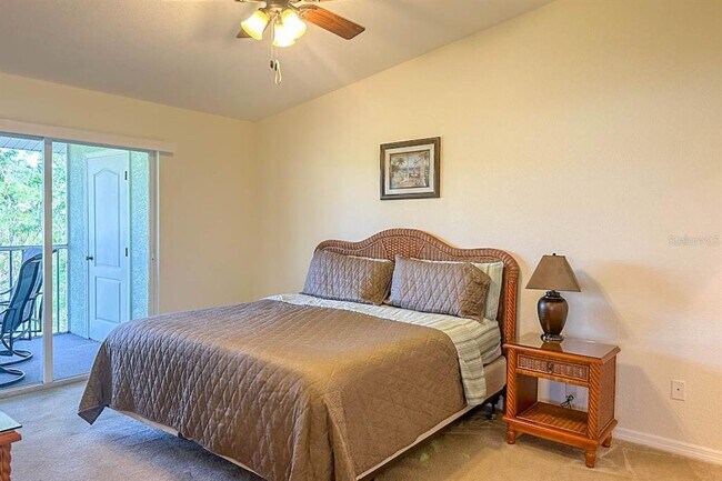 Building Photo - 8050 Memory Ln