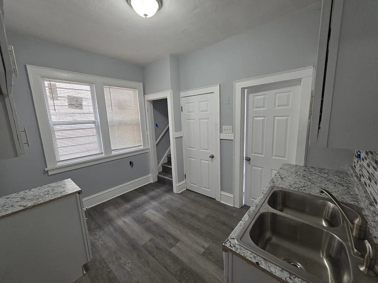 Building Photo - 1271 N 43rd St