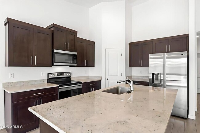 Building Photo - 10997 Cambria Cir