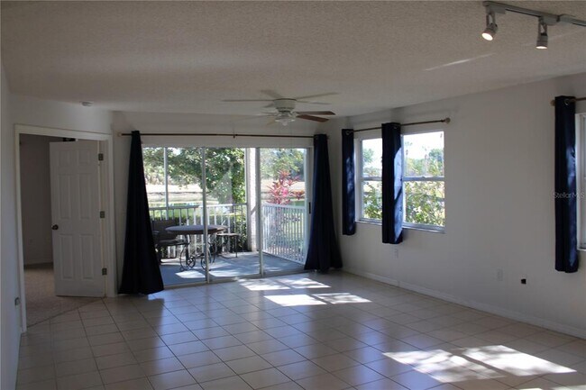 Building Photo - 2602 Waterford Way