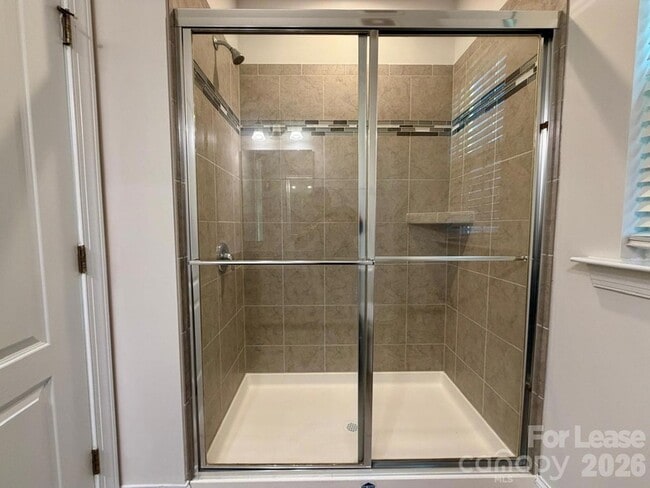 Building Photo - 1722 Spears Dr NW