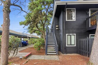 Building Photo - 14511 SW Grayling Ln