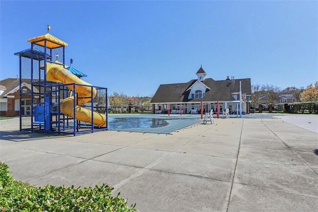 Building Photo - 326 Sedium Ln