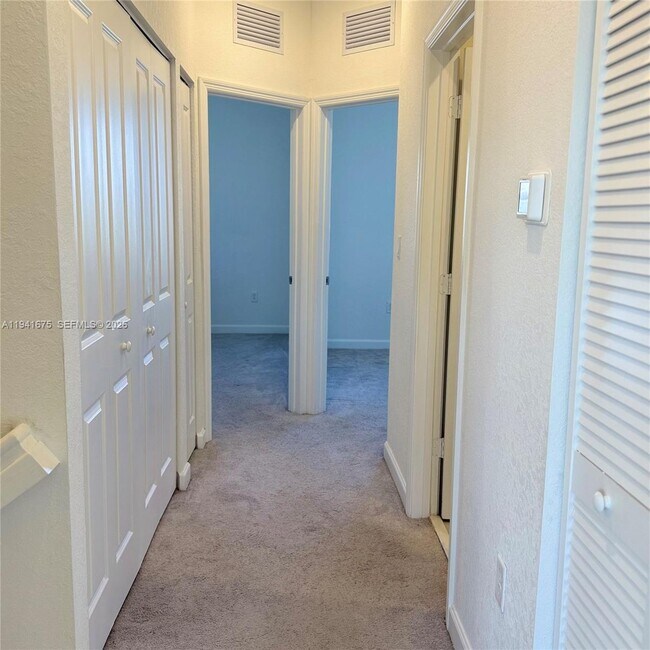 Building Photo - 13370 SW 287th Ter