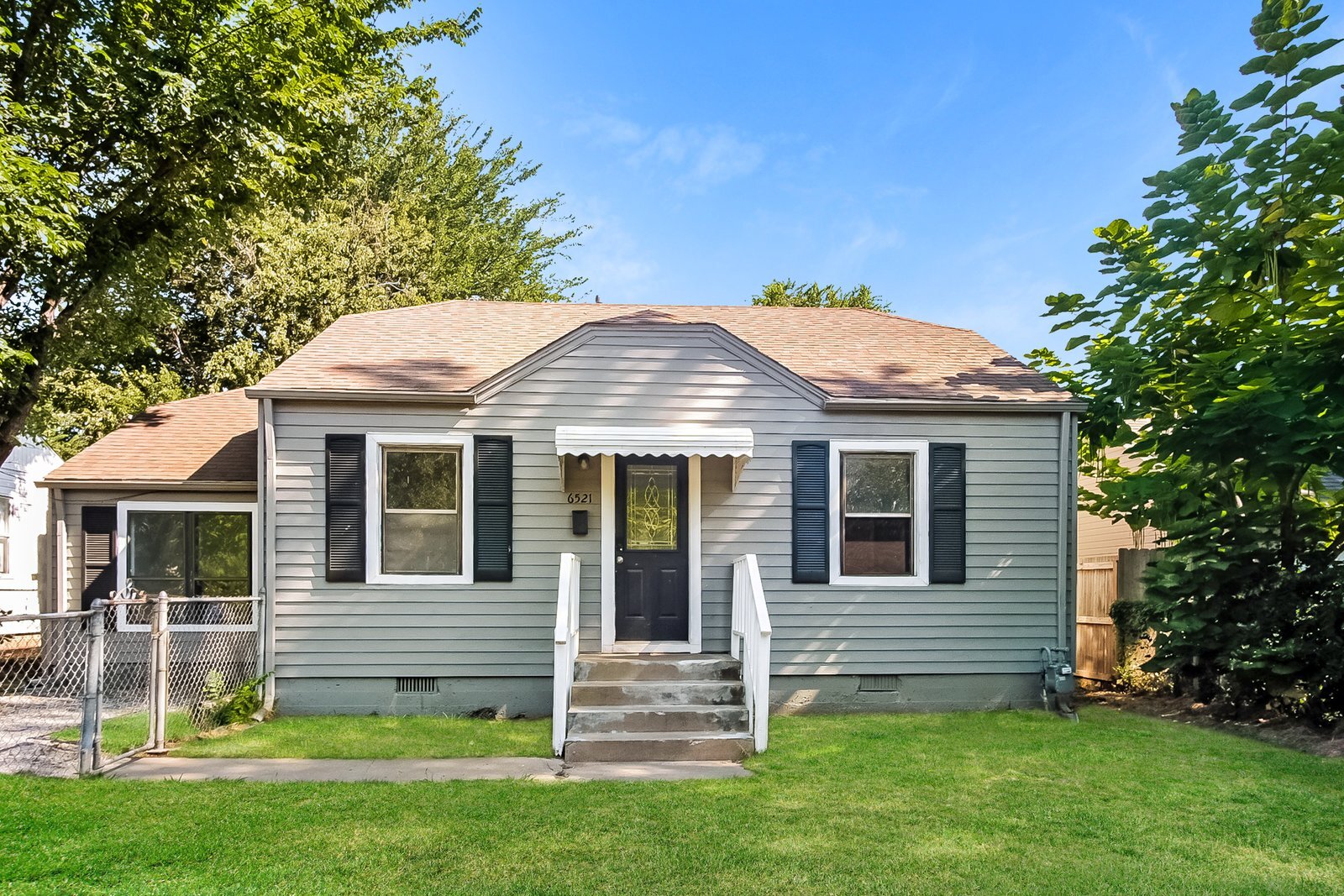 Building Photo - 6521 E 5th Pl