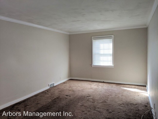 Building Photo - 3 br, 1.5 bath House - 3806 Greensburg Pike