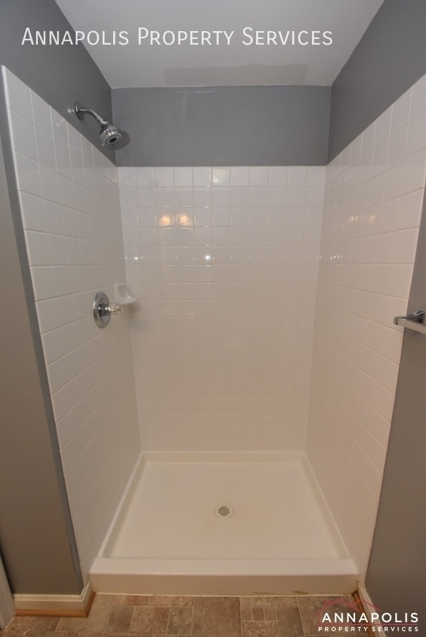 Building Photo - 2530 Running Wolf Trl