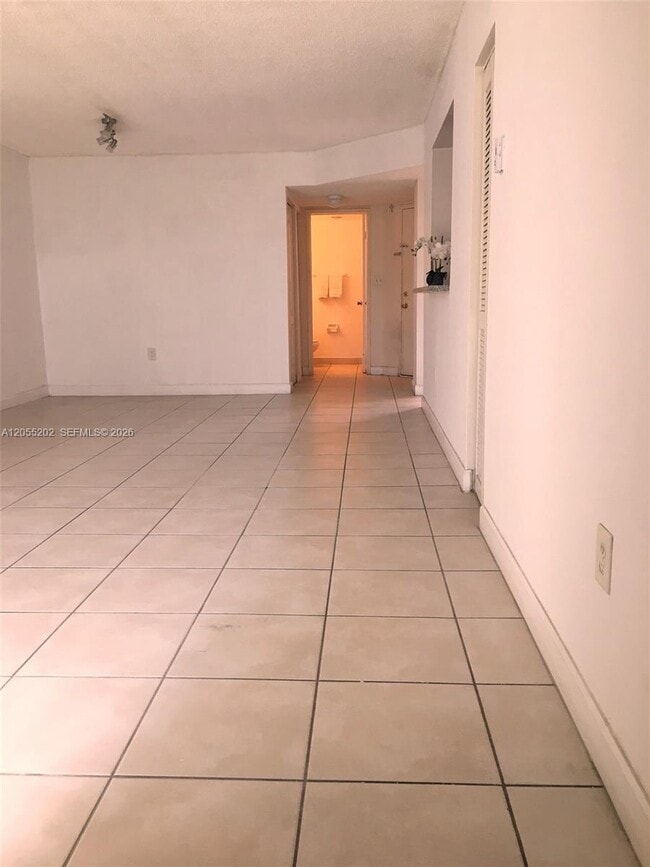 Building Photo - 4860 NW 97th Pl