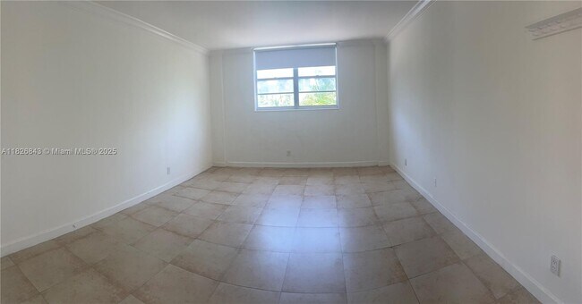 Building Photo - 19390 Collins Ave