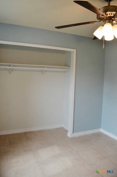 Building Photo - 2505 Hemlock Dr