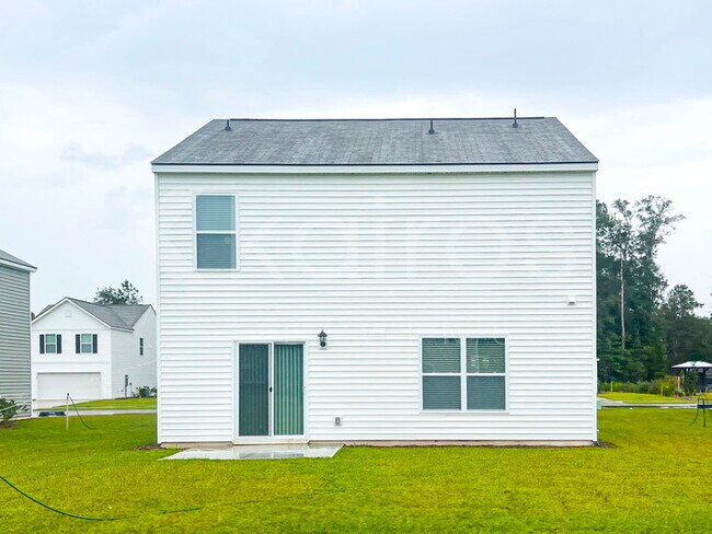 Building Photo - 102 Inez Ave