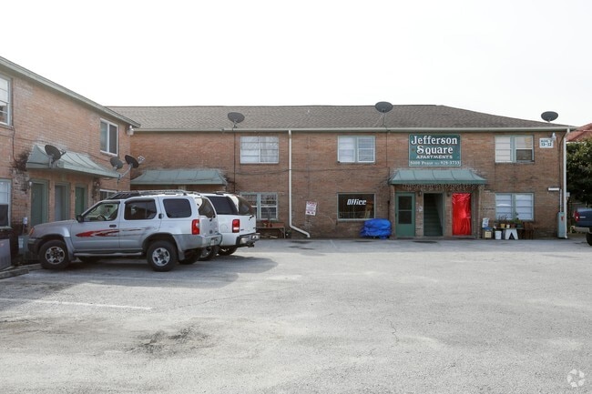 Building Photo - Jefferson Square Apartments