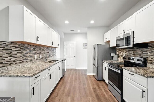 Building Photo - 1585 Archer St SW