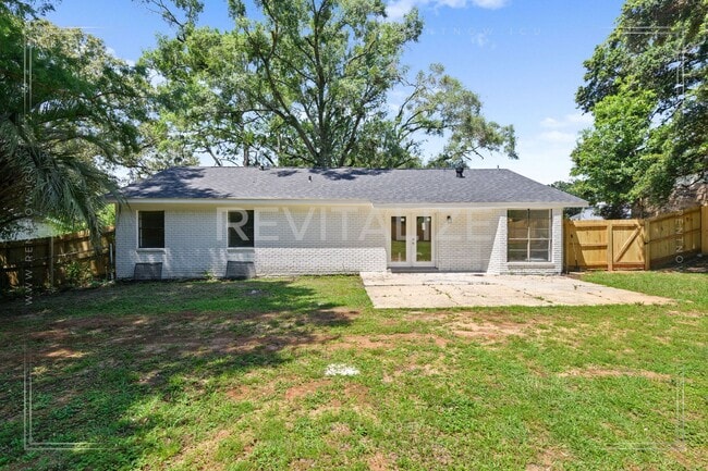 Building Photo - 5812 Hanging Moss Ct
