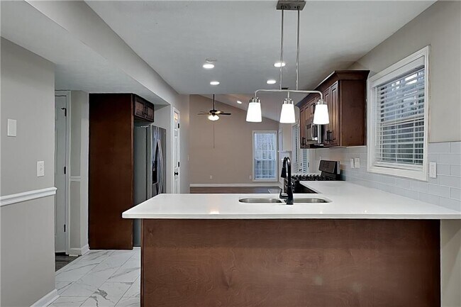 Building Photo - 2313 Berkeley Creek Ct