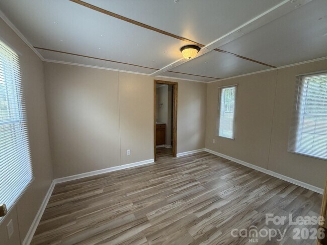 Building Photo - 118 Ricks Ln