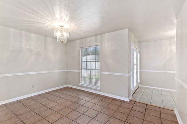 Building Photo - 24111 Reagon Canyon Dr