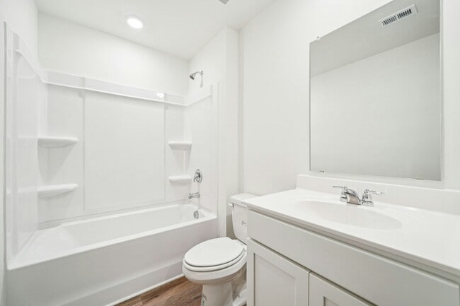 Building Photo - 595 Sterling Pl