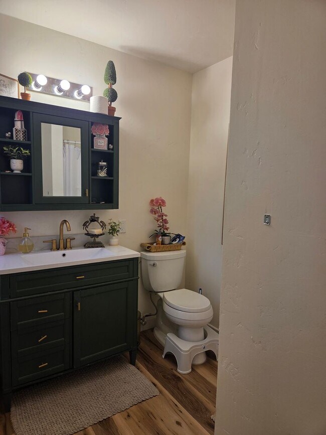 Building Photo - Updated Twain Harte Home