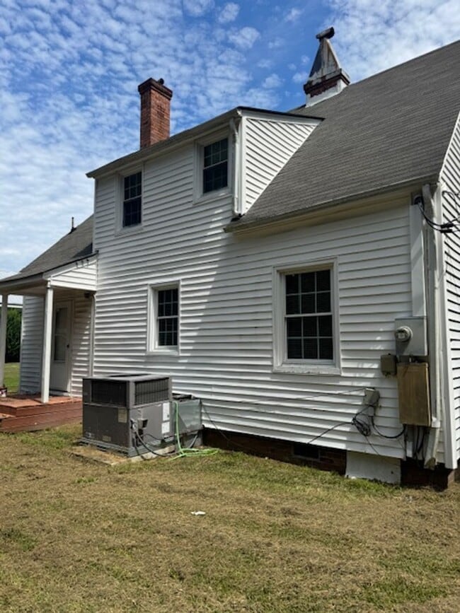 Building Photo - 1308 Holman St