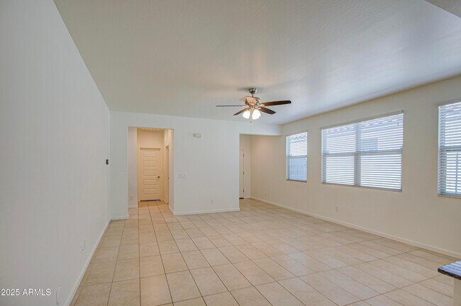 Building Photo - 36217 N Urika Dr